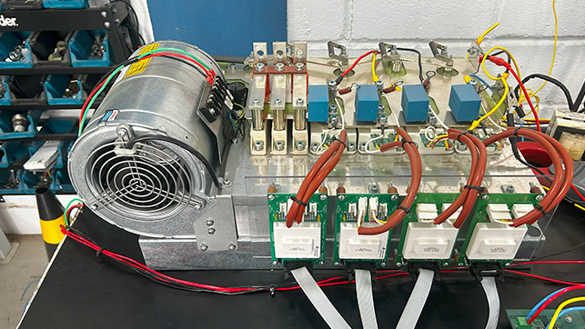 imagem de um compressor ativo